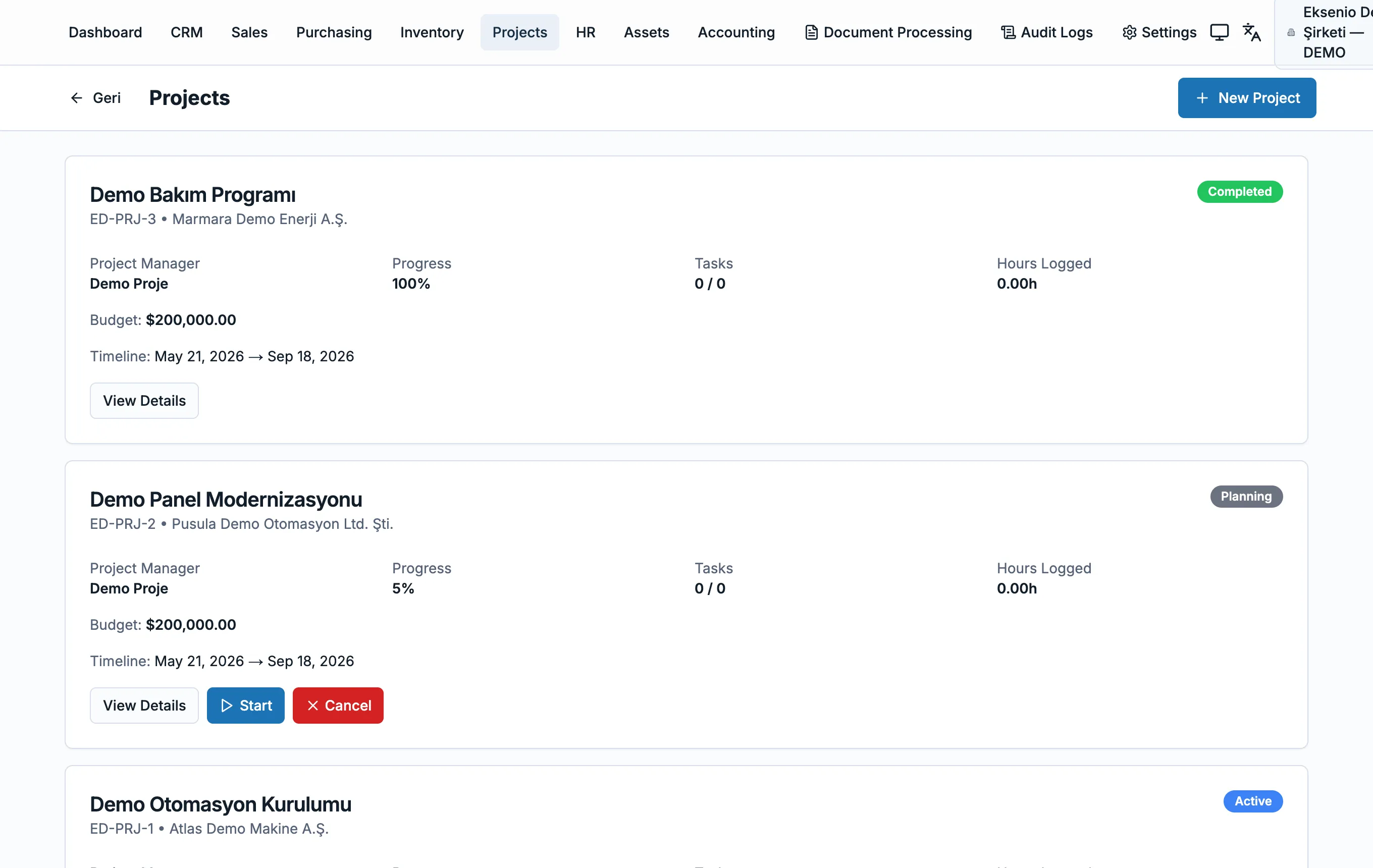 Eksenio project management screen: project cards, progress percentage, budget and timeline.